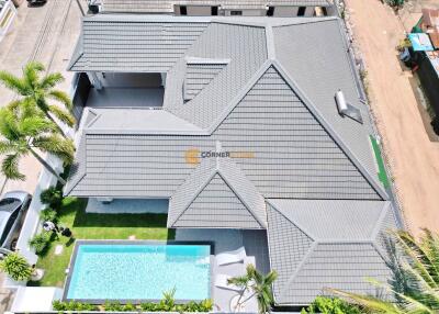 4 Bedroom Pool Villa in European Thai House East Pattaya
