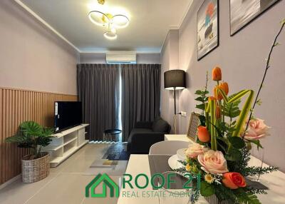 Modern Luxury Sea View 1 Bedroom  Foreign Quota For Sale  Beachfront Condominium Next to Jomtien Beach Pattaya