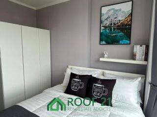 Modern Luxury Sea View 1 Bedroom  Foreign Quota For Sale  Beachfront Condominium Next to Jomtien Beach Pattaya