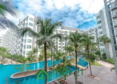 For Sale: Condominium Resort Style Brand New Modern Design, 1 Bedroom with Pool View , Foreign Quota Close to The Beach, Pattaya