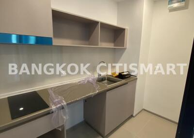 Condo at Aspire Sukhumvit-Onnut for sale