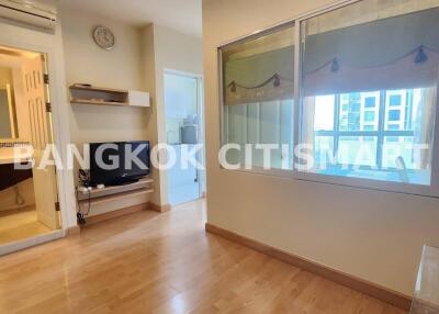 Condo at Life@Phahon - Ari for sale