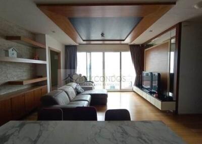 3 bedroom property for sale with tenant at Siri at Sukhumvit