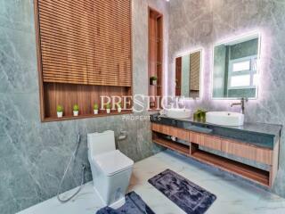 Baan Dusit Pattaya Hill – 5 bed 4 bath in Na-Jomtien PP10561