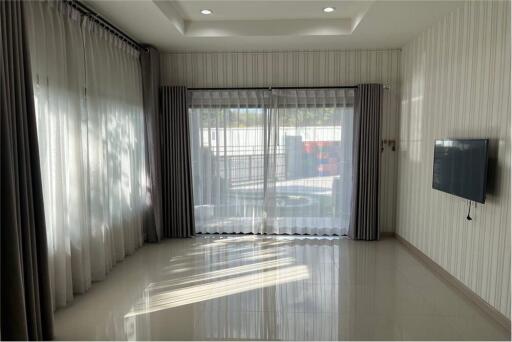 245 Sqm., 4 Beds, 4 Baths Townhouse listed for ฿ 6,900,000.