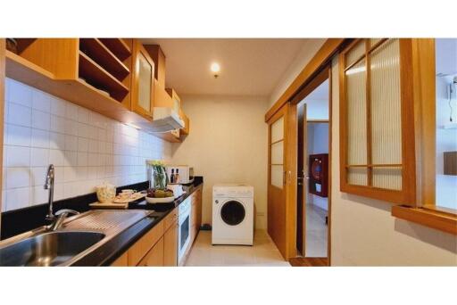 Spacious 2 bedrooms Sukhumvit 24 FOR RENT Next to Park