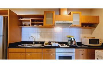 Spacious 2 bedrooms Sukhumvit 24 FOR RENT Next to Park