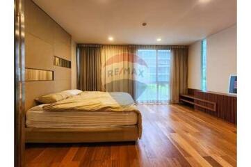 210 Sqm., 3 Beds, 3 Baths Condo listed for ฿ 30,000,000.