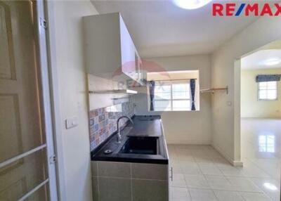 129 Sqm., 2 Beds Townhouse listed for ฿ 3,000,000.