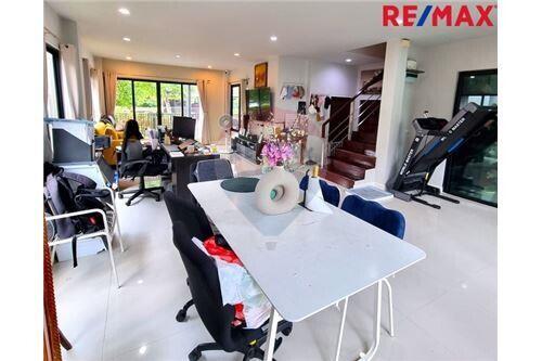 205 Sqm., 3 Beds Townhouse listed for ฿ 5,500,000.