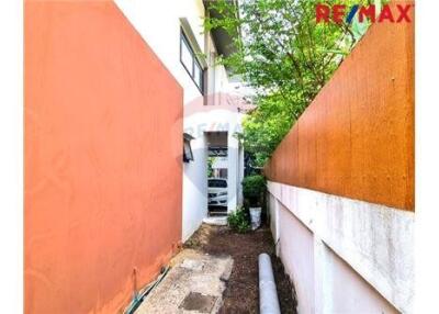 205 Sqm., 3 Beds Townhouse listed for ฿ 5,500,000.