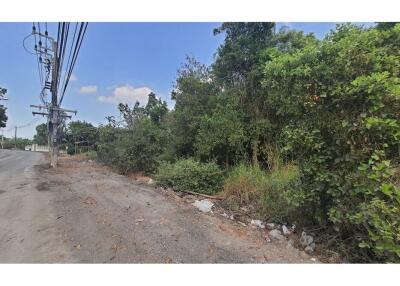 2,200 Sqm. Land listed for ฿ 27,500,000.