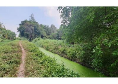 2,200 Sqm. Land listed for ฿ 27,500,000.