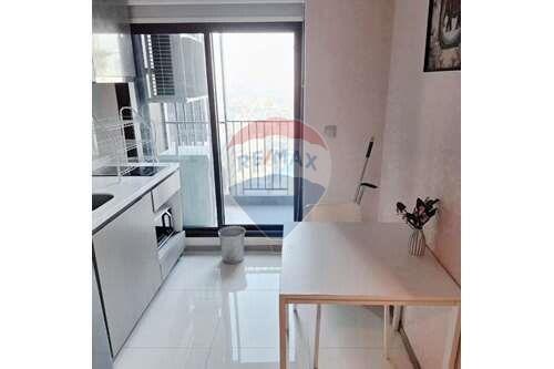 Condo for Rent!!! "Life Asoke - Rama 9" MRT Phra Ram 9