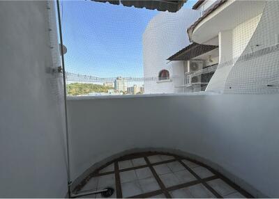 Casa Espana Studio with Balcony for Sale