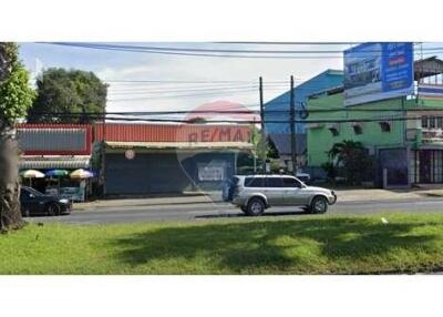 Premier Commercial Land - A Remarkable Investment Opportunity in Koh Kaew