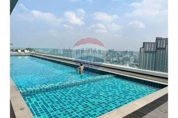 82 Sqm., 2 Beds, 2 Baths Condo listed for ฿ 7,950,000.