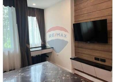37 Sqm., 1 Bed, 1 Bath Condo listed for ฿ 1,850,000.