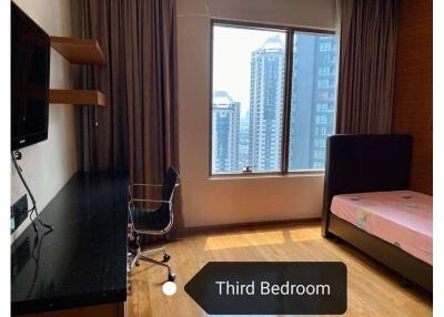 165 Sqm., 3 Beds, 3 Baths Condo listed for ฿ 95,000./Month