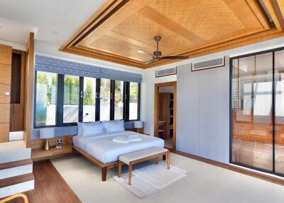 4-bedroom villa for sale in Bangpor