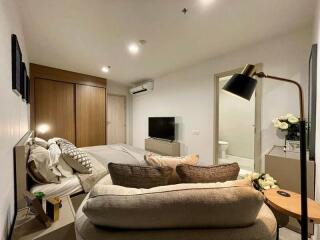 For Rent Bangkok Condo Life One Wireless Witthayu BTS Phloen Chit MRT Lumphini Pathum Wan