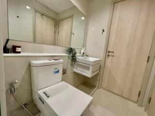 For Rent Bangkok Condo Life One Wireless Witthayu BTS Phloen Chit MRT Lumphini Pathum Wan