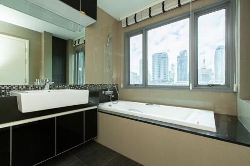 For Rent Bangkok Condo The Crest Sukhumvit 34 Sukhumvit 34 BTS Thong Lo Khlong Toei