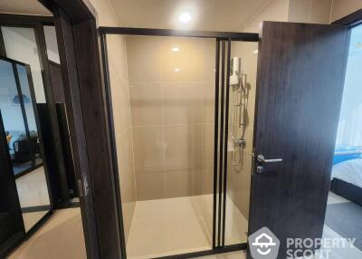 1-BR Condo at Xt Huaikhwang near MRT Huai Khwang