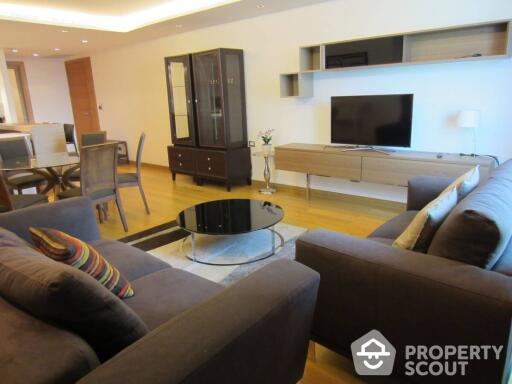 2-BR Condo at Le Monaco Residence Ari Condominium near BTS Ari