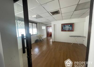 Mixed Use for Rent in Sam Sen Nai