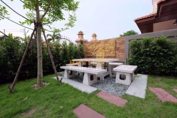 3 Bedrooms Villa / Single House in Eakmongkol 4 East Pattaya H010829