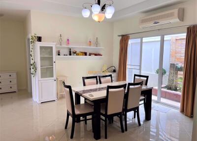 3 Bedrooms Villa / Single House in Green Field Villa 3 East Pattaya H010795