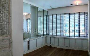 3 Bedrooms Duplex Condo at Bright Sukhumvit 24 - Phrom Phong BTS