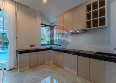 320 Sqm. Townhouse listed for ฿ 9,000,000.