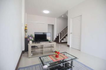 3-Bedroom Townhouse for Rent: Nong Pa Khrang, Fully Furnished