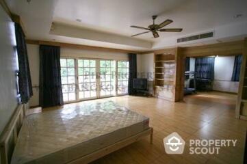 4-BR House near BTS Surasak (ID 509868)