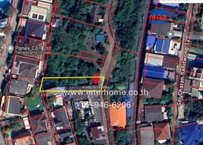 Satellite view of neighborhood with marked plot