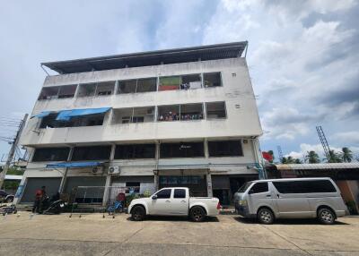 Exterior view of a residential/commercial building