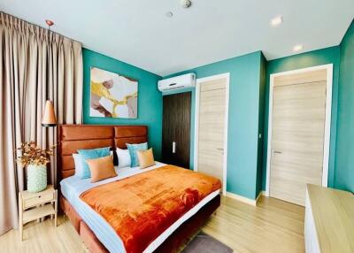 Modern bedroom with colorful decor