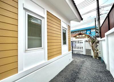 One-story semi-detached house ( PhuketVilla Village )