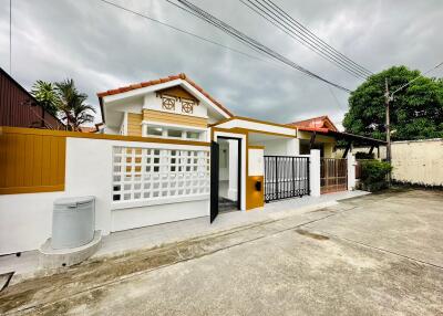 One-story semi-detached house ( PhuketVilla Village )