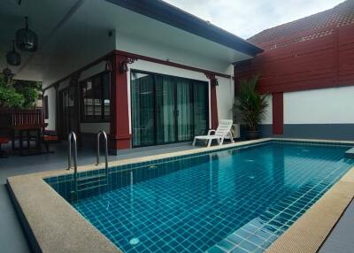 Pool villa in Chalong