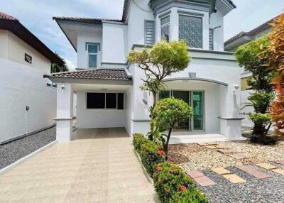 Ratsadakhuandindaeng - 2-story detached house