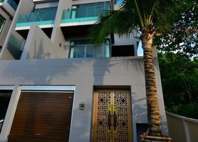 6 Units villa for sale with fully furnished