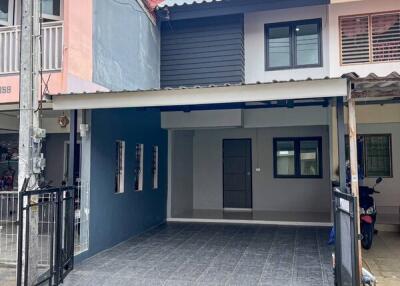 Baanphon House  - Two-story townhouse