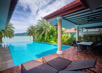 3 Bedrooms Private pool villa for rent