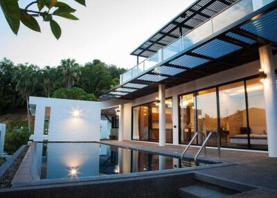 Villa for sale in the middle of Phuket Island
