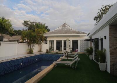 Pool villa with big space for sale