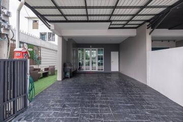 A spacious covered garage with direct access to the house