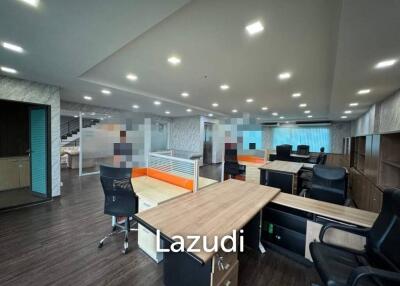 Ultra Luxury Home Office for rent in Bangna